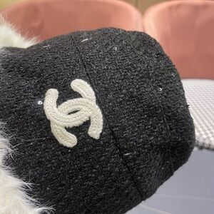 Black Tweed Hat with White Logo